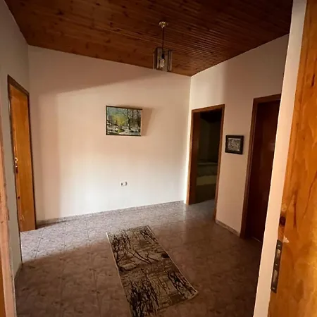 Niko Apartment